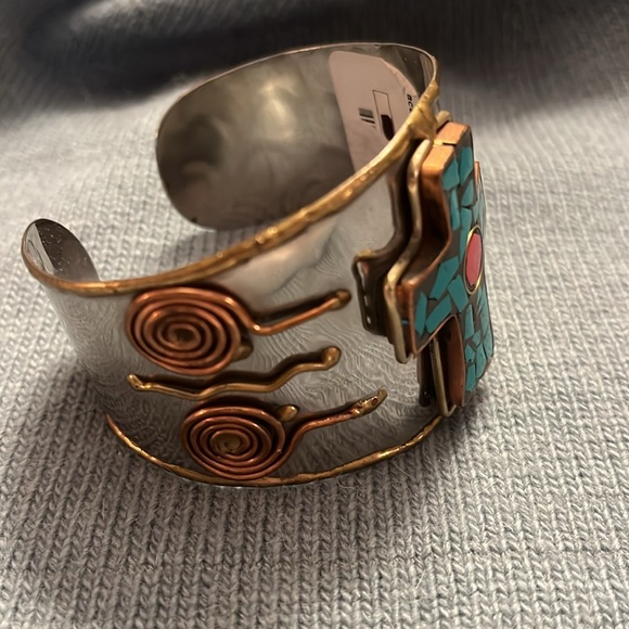 Stunning cross adjustable bracelet with stones and copper - Picture 2 of 3